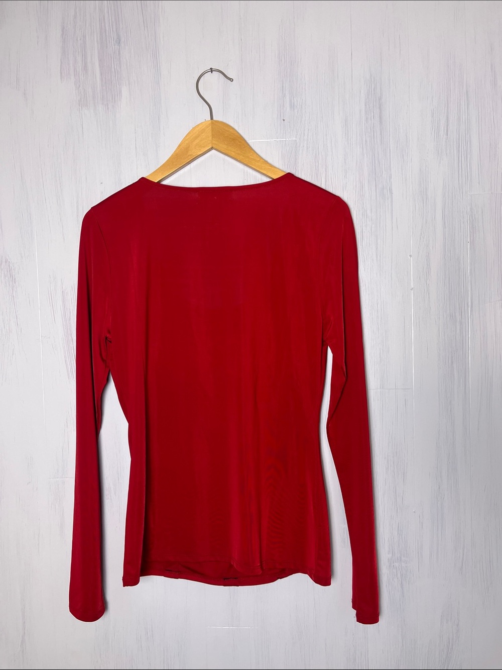 Carmen Marc Valvo Red Ruched Front Long Sleeve Blouse Size M - Picture 5 of 5